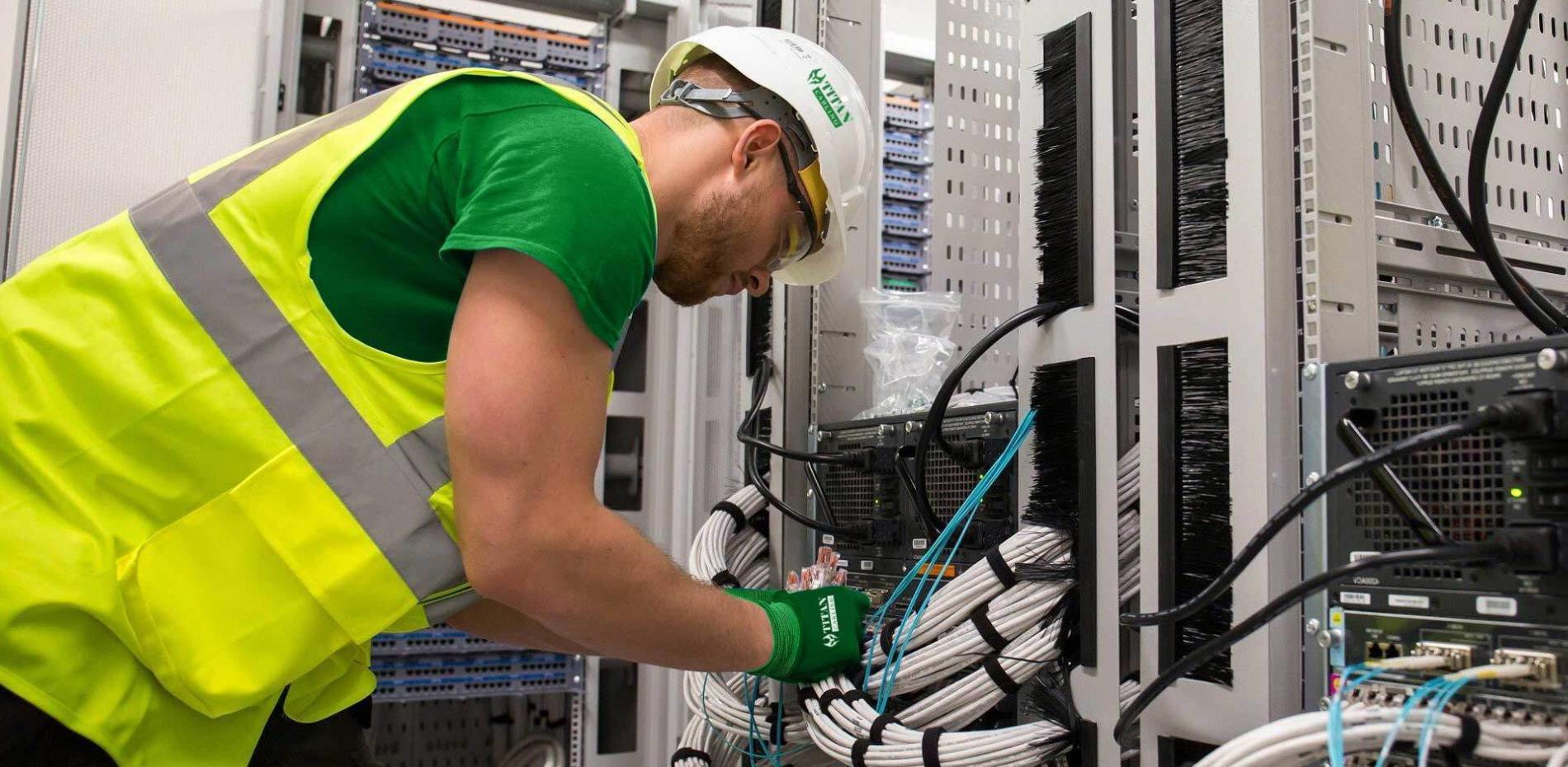 #1 Best Structured Cabling Company: CAT6 CAT7 CAT8 Network vs Wiring Installer Fiber Optic Plantation